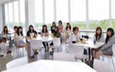 女子学生がすごしやすい理系学部