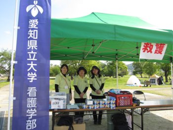 救護テント.jpg