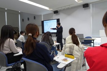 240131愛工大地域防災研究センター見学2.JPG