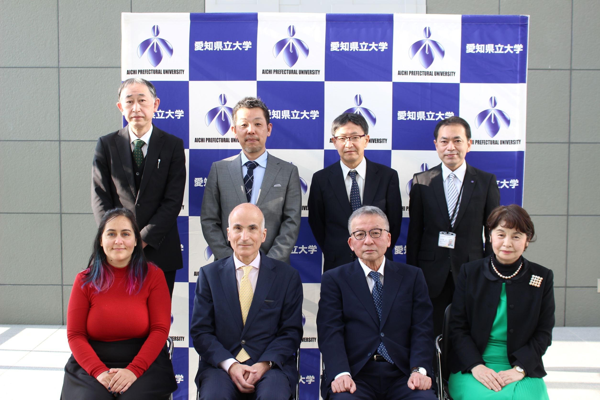 在名古屋ブラジル総領事と愛知県公立大学法人理事長が 愛知県立大学へのブラジル人講師の派遣に関する覚書に署名しました 愛知県立大学