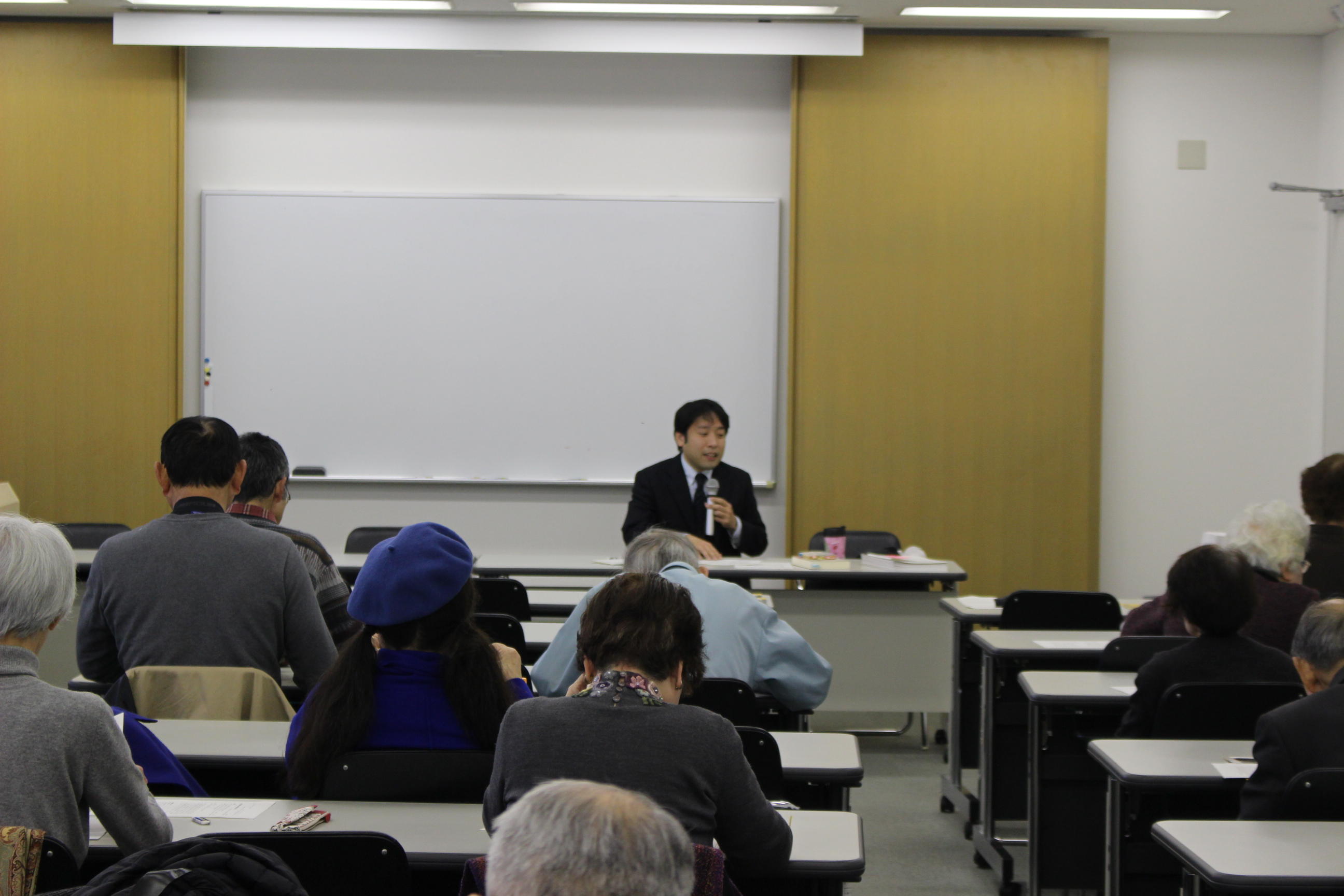 あいち国文の会 喪に服す皇帝 儒教の理念と現実 を開催しました 愛知県立大学